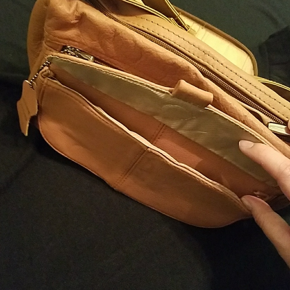 Genuine Leather Tan Purse - Picture 6 of 6